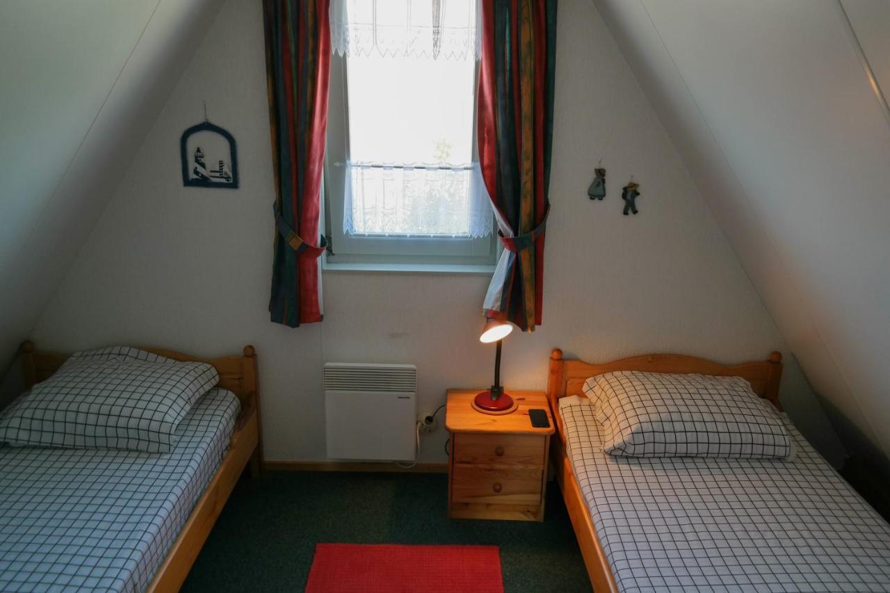 Anjum Marilu 6 Pers Allergy-Friendly House On A Typical Dutch Canal And Quiet Place 빌라 외부 사진